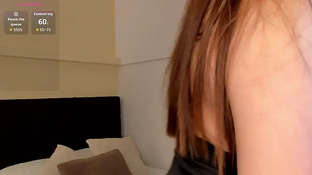 antonellacooper   online show from June 30, 11:31 am