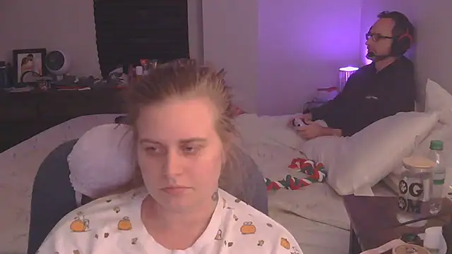 Sexyblonde12344 online show from November 23, 1:08 am