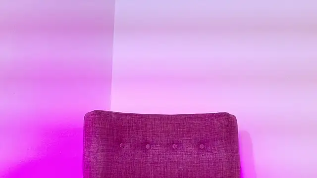 KITY HILL online show from January 17, 4:31 am