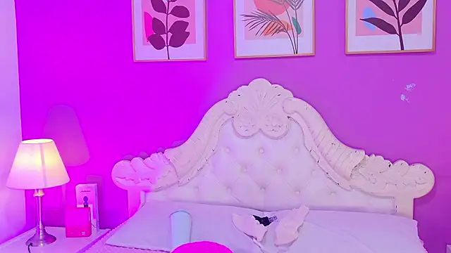 SamantaKane online show from February 4, 6:49 am