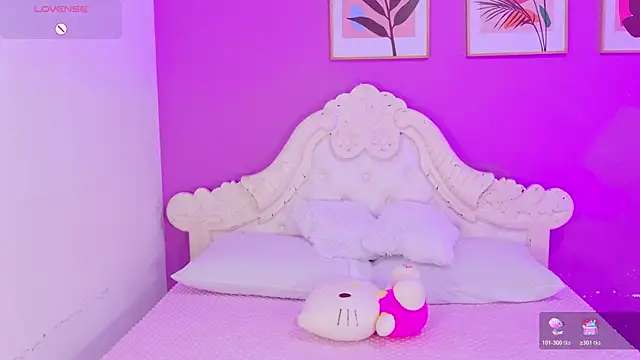 SamantaKane online show from April 29, 4:05 am