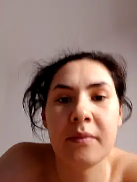 Lovely-deea online show from April 4, 12:09 am