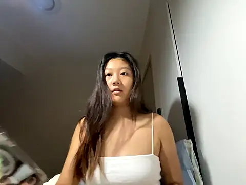 Snapshot of xena0501 chatting on October 18, 5:59 pm xena0501 online show from October 18, 5:59 pm