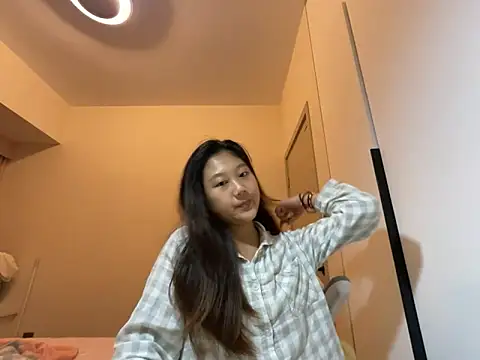 Snapshot of xena0501 chatting on October 23, 5:08 pm xena0501 online show from October 23, 5:08 pm