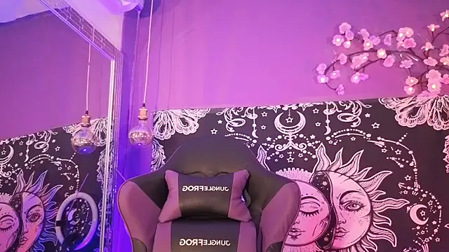 Gaia Gatex online show from February 25, 12:48 pm