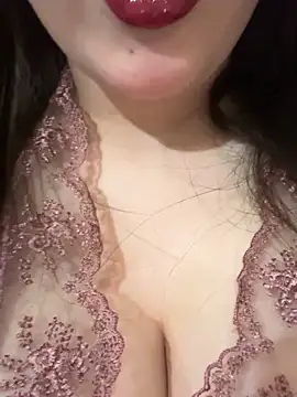 oryanna sex online show from April 24, 8:00 pm