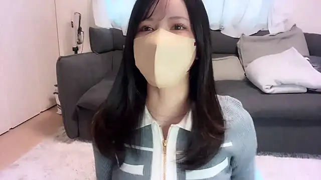 moemilk online show from March 11, 12:04 am