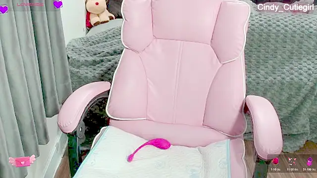 Cindy Cutiegirl online show from June 24, 10:20 pm