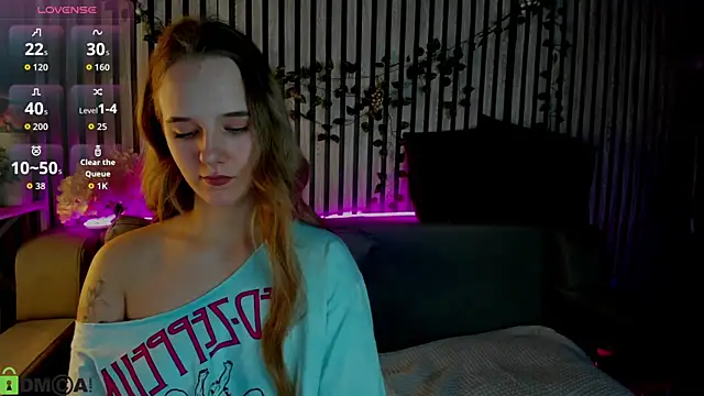 Casey Sweeet online show from February 15, 3:11 pm