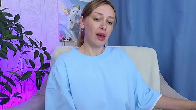 evashiny  online show from June 24, 2:10 am
