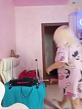 SquirtMilf00 online show from July 27, 5:48 am