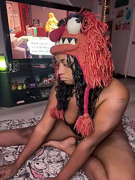 XKimmyGreen online show from June 30, 4:23 am