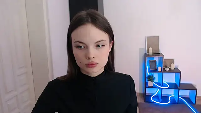 Ariella ari online show from January 13, 2:54 pm