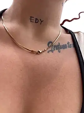 haally-mll online show from February 3, 4:23 pm