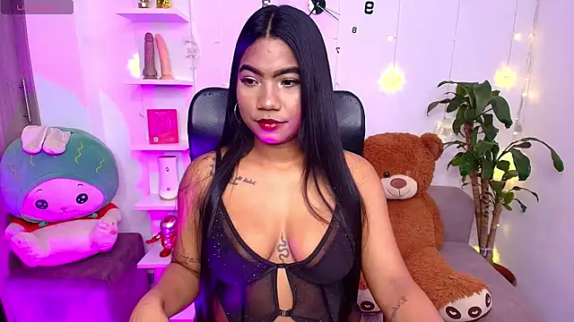 sharlottxl online show from July 9, 2:52 pm