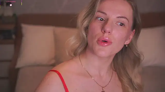 Vanille Mystery online show from June 17, 10:11 pm
