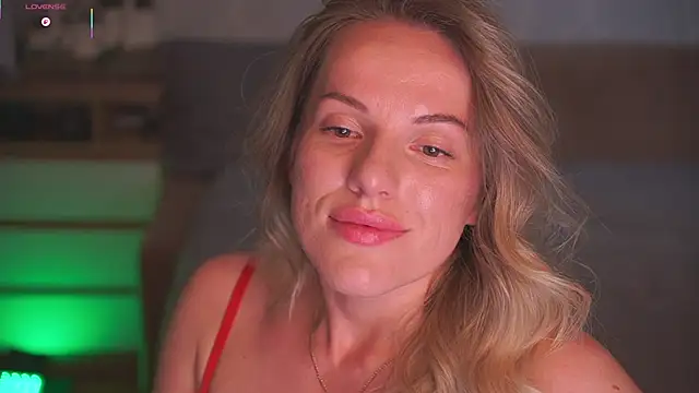Vanille Mystery online show from June 9, 10:53 pm