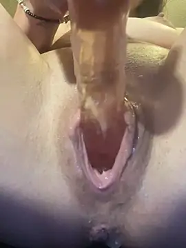 kmaddycakes1 online show from June 5, 7:58 am
