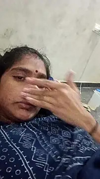 Snapshot of Guriya0076 chatting on October 10, 10:47 pm Guriya0076 online show from October 10, 10:47 pm