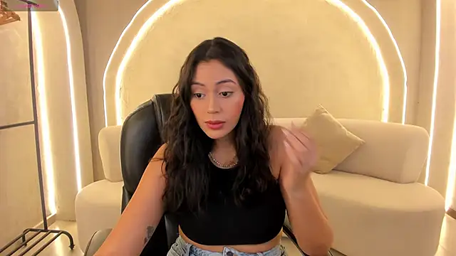 AmbarJames  online show from November 10, 12:11 pm