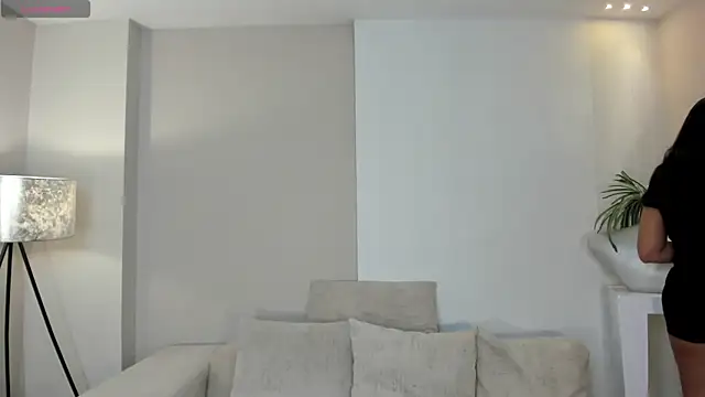 AmbarJames  online show from July 4, 11:39 am