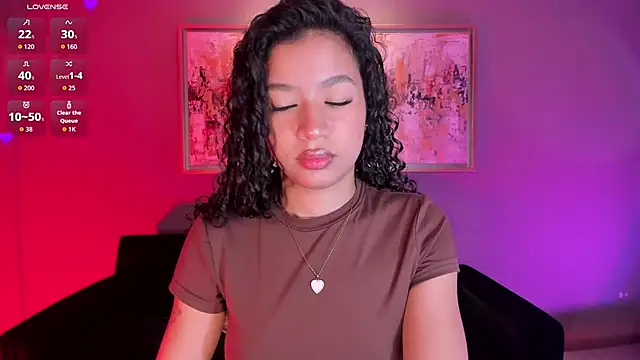Snapshot of SophieHouston_ chatting on September 16, 5:15 am SophieHouston online show from September 16, 5:15 am