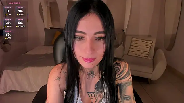 MilaLawrence online show from October 7, 11:25 am