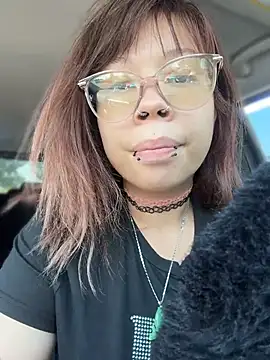 moan4mona online show from June 24, 4:39 pm