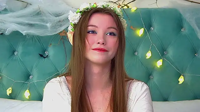 KeiraAsti online show from October 26, 6:09 am