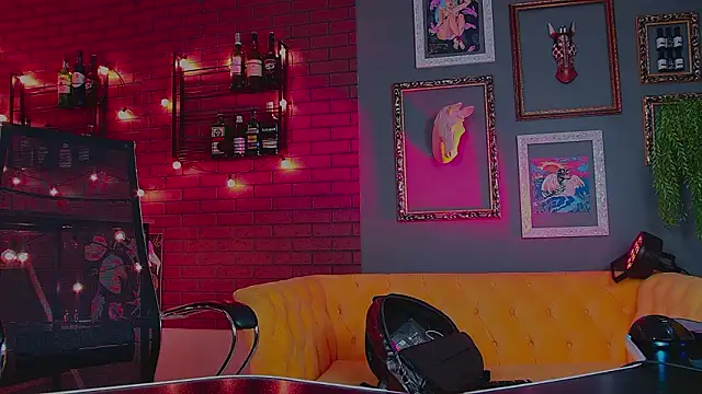 MaryHarrys online show from March 21, 2:38 am