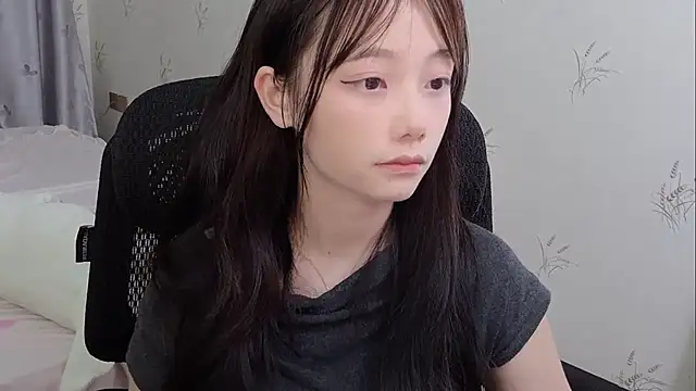 puppy-999 online show from June 14, 1:33 pm