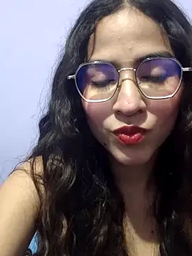 Akira Hime online show from March 9, 9:12 am