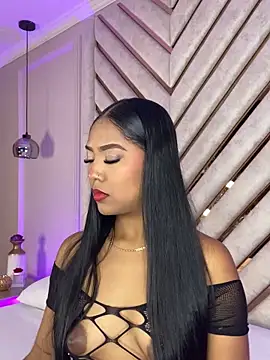 Snapshot of Mia_Roset chatting on October 4, 12:00 pm Mia Roset online show from October 4, 12:00 pm