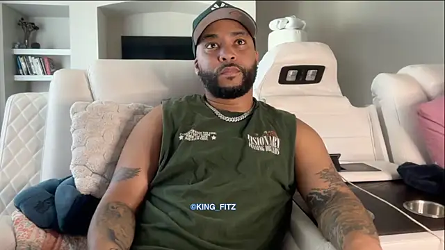 KING FITZ online show from July 8, 3:25 pm