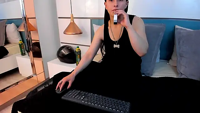 Ashkoreh online show from July 21, 8:42 pm
