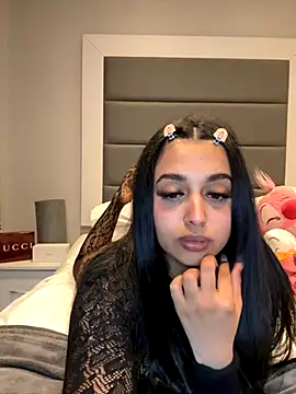 LilMisIndianx online show from October 30, 8:49 am