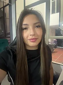 Adaara Rey online show from March 16, 7:29 pm