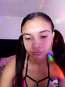 liz7skinny online show from April 28, 12:19 am