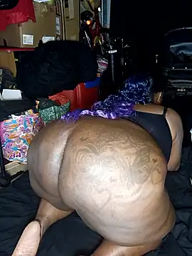 Thickkemzz41 online show from January 6, 2:37 am