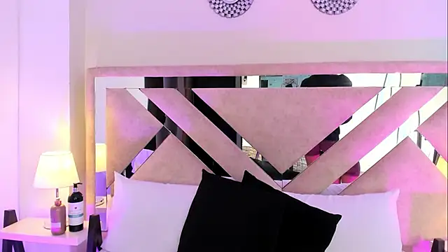 ximena vasquez8 online show from May 1, 4:05 am
