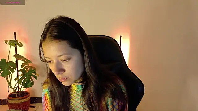 Sarasavage online show from February 4, 7:28 pm