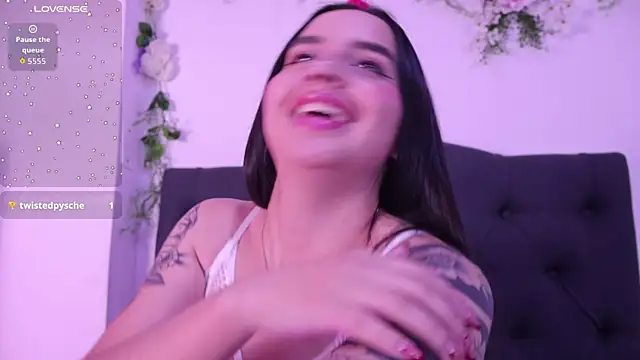 kaylee lee online show from June 15, 4:12 am