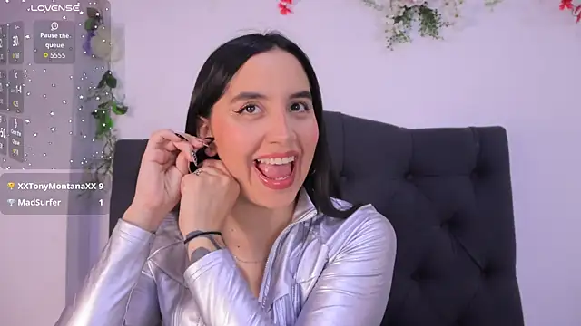 kaylee lee online show from July 6, 4:18 am