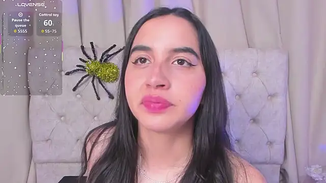 kaylee lee online show from October 17, 8:45 pm