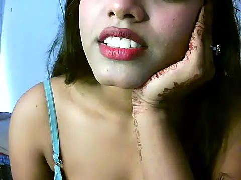 Snapshot of ANNU_ chatting on October 11, 7:02 am ANNU online show from October 11, 7:02 am