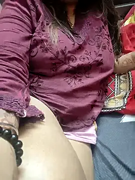 Snapshot of Seductive_Punjaban chatting on October 23, 10:43 am Seductive Punjaban online show from October 23, 10:43 am