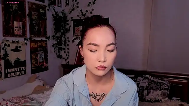 OdetteBiddy online show from March 4, 8:37 pm