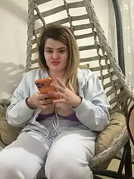 aydabella7777 online show from February 19, 6:40 pm