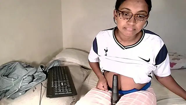 indiansweetflava online show from June 25, 9:35 am