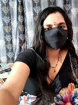 Lalitha-1995 online show from May 15, 6:49 am